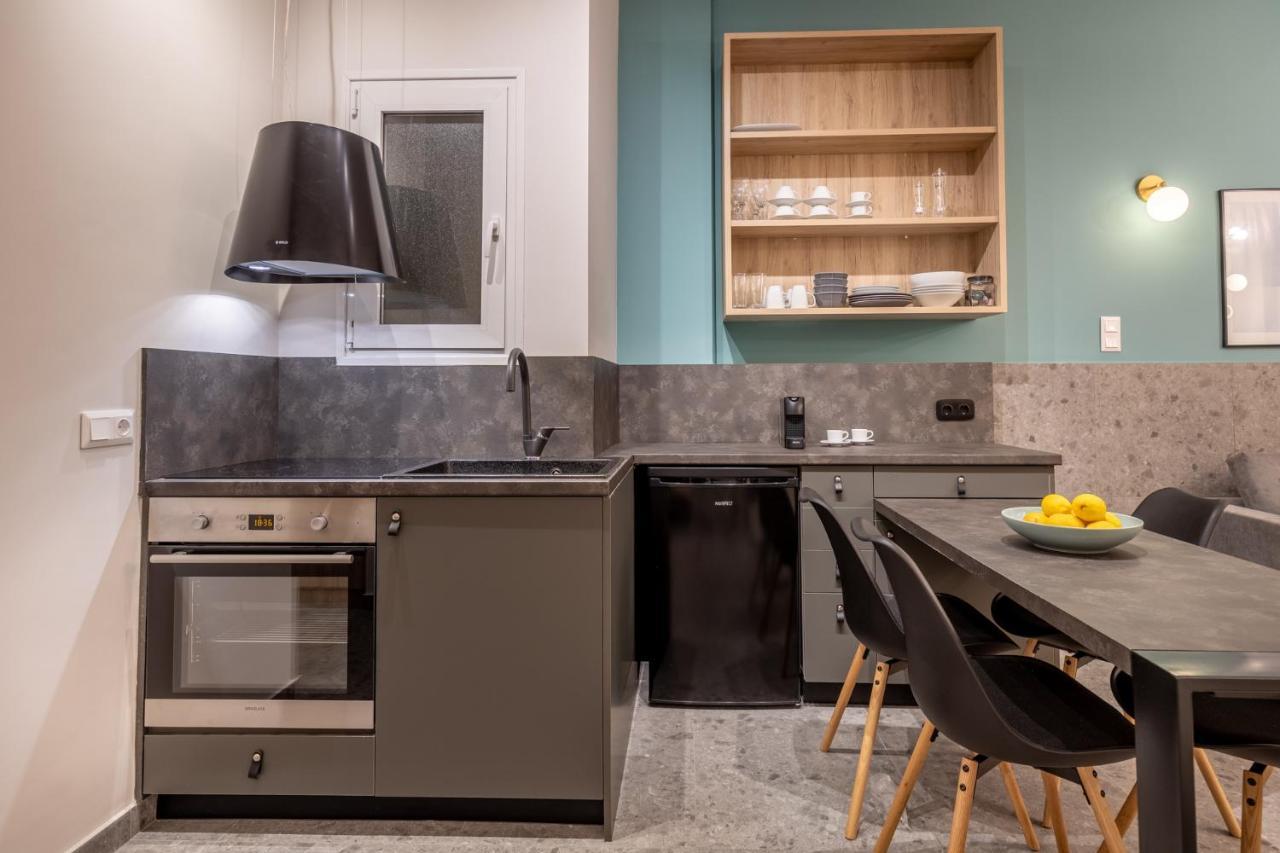 Elegant Apt 5' From Ampelokipi Metro Station Athens Luaran gambar